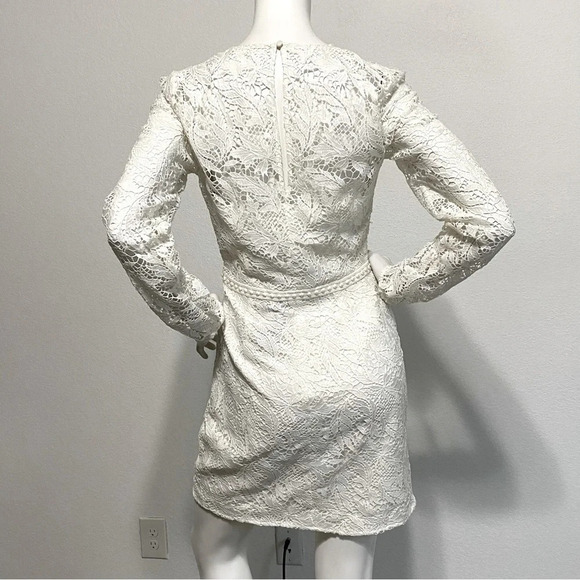 Stylestalker "NEW" White Eryn Floral V-Neck Long Sleeve Sheer Lace Dress Size M - Picture 5 of 8